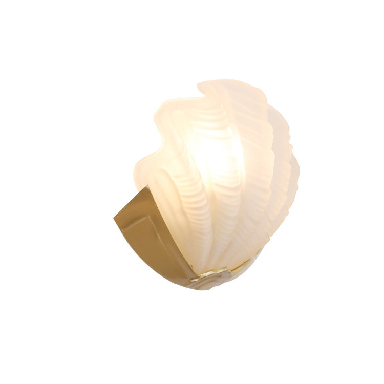 Kirielle Art Deco Brass Wall Sconce with Shell-Shaped Glass Shade for Bedroom
