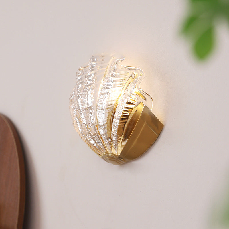 Kirielle Art Deco Brass Wall Sconce with Shell-Shaped Glass Shade for Bedroom