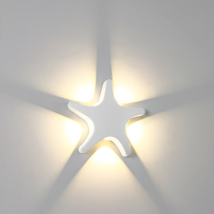 Lisandre Wall Sconce