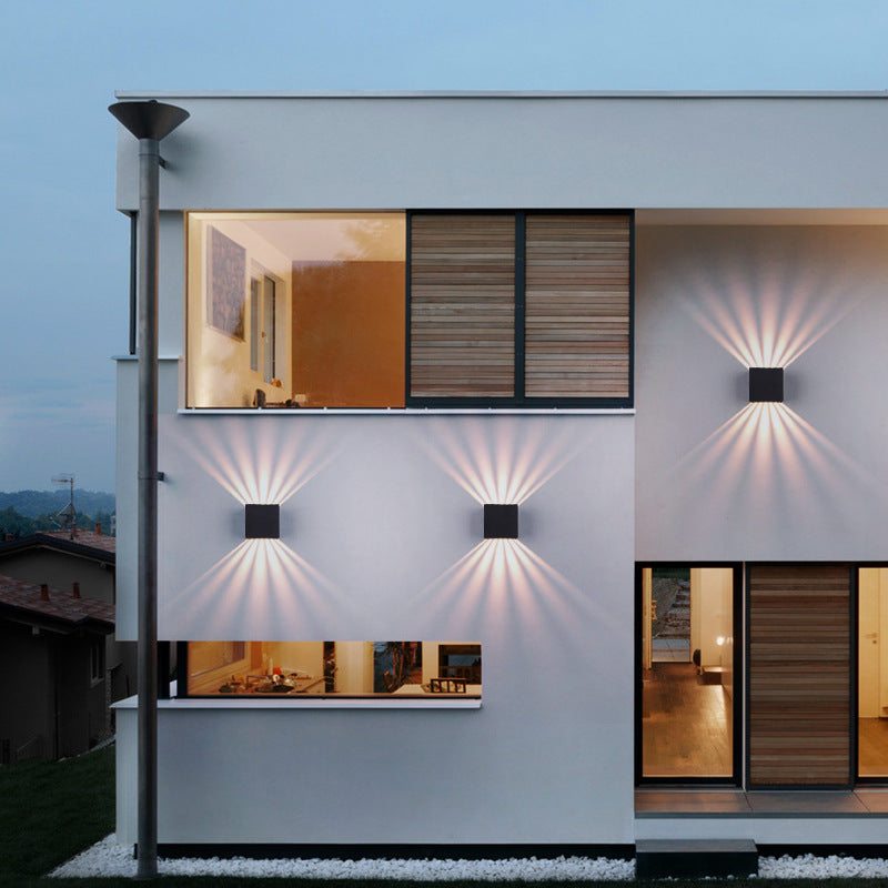 Elstree Wall Light