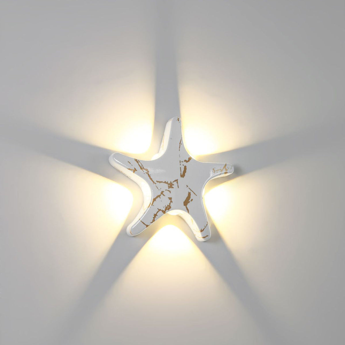 Lisandre Wall Sconce