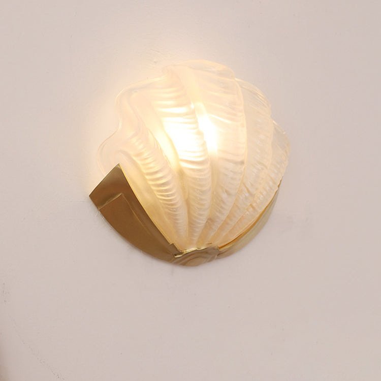 Kirielle Art Deco Brass Wall Sconce with Shell-Shaped Glass Shade for Bedroom