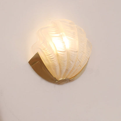 Kirielle Art Deco Brass Wall Sconce with Shell-Shaped Glass Shade for Bedroom