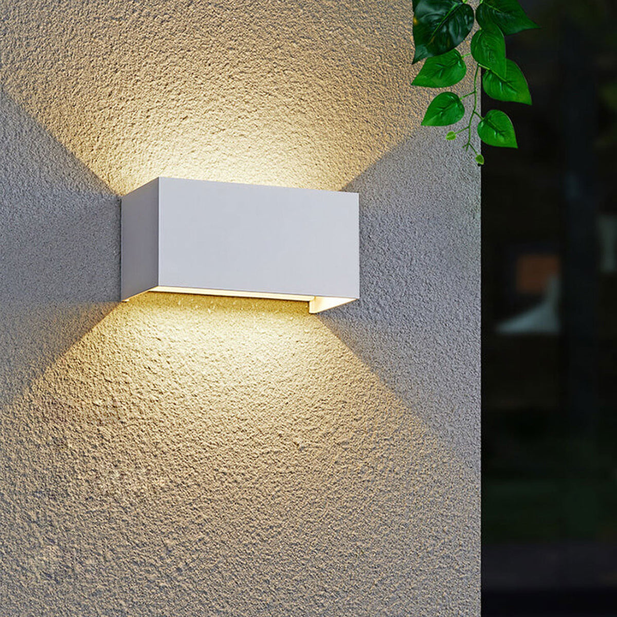 Blakeney Wall Light