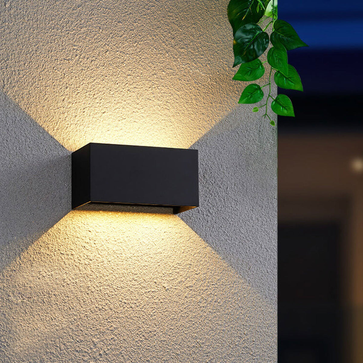 Blakeney Wall Light