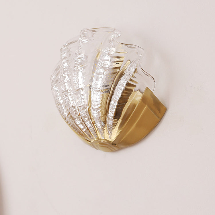 Kirielle Art Deco Brass Wall Sconce with Shell-Shaped Glass Shade for Bedroom