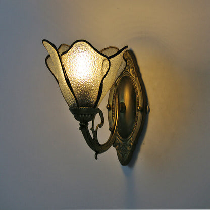 Gildamere Vintage Tiffany Stained Glass Iron Wall Sconce for Hallway Accent Lighting