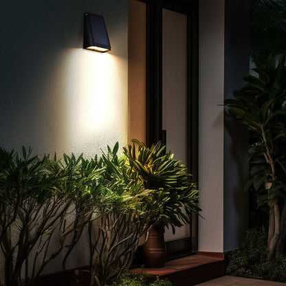 Roseline Weatherproof Solar LED Wall Sconce for Garden Walls and Patio Steps