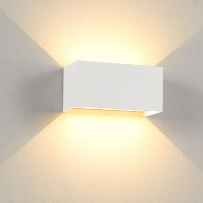 Blakeney Wall Light