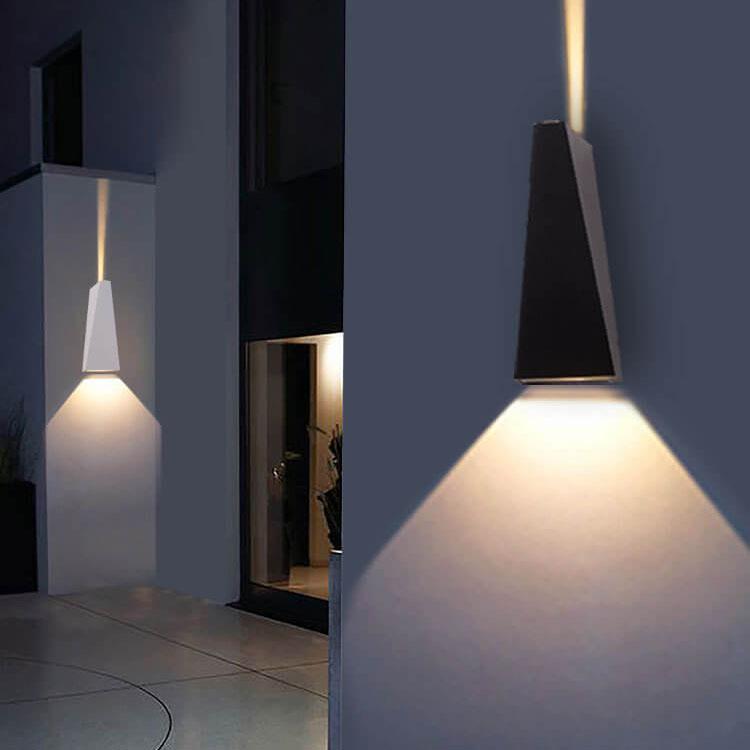 Tregarth Wall Sconce