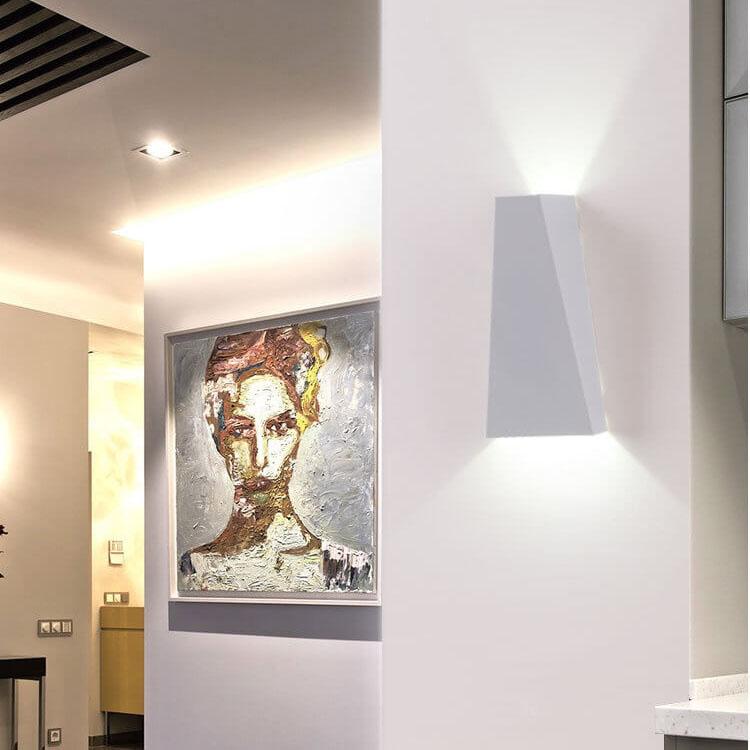 Tregarth Wall Sconce