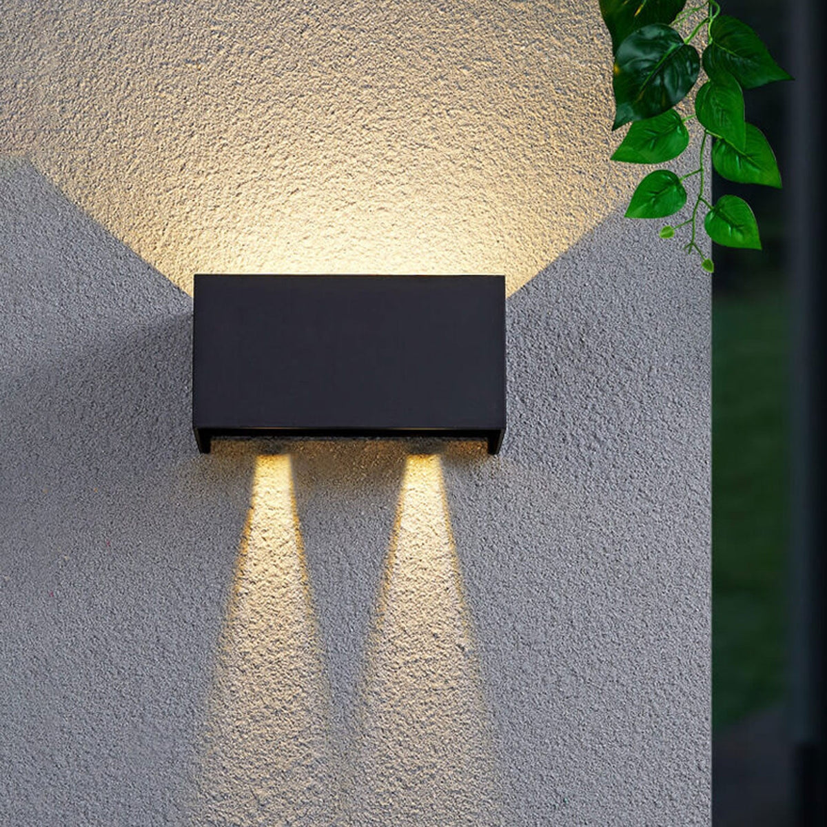Blakeney Wall Light