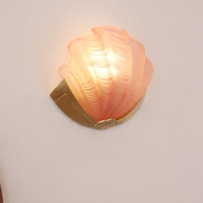 Kirielle Art Deco Brass Wall Sconce with Shell-Shaped Glass Shade for Bedroom