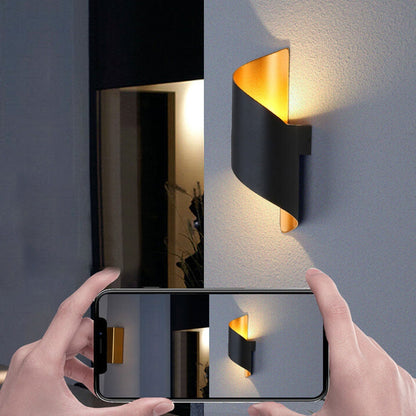 Undine Weatherproof Die-Cast Aluminum LED Outdoor Wall Light for Entryway and Patio