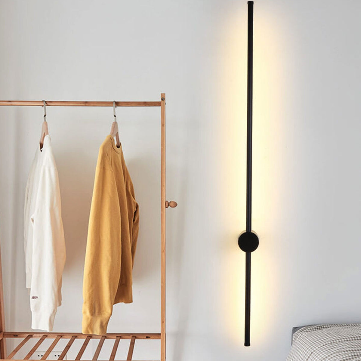 Xiomara Minimalist Aluminum LED Strip Wall Sconce with Dimmable Glow for Hallway Lighting