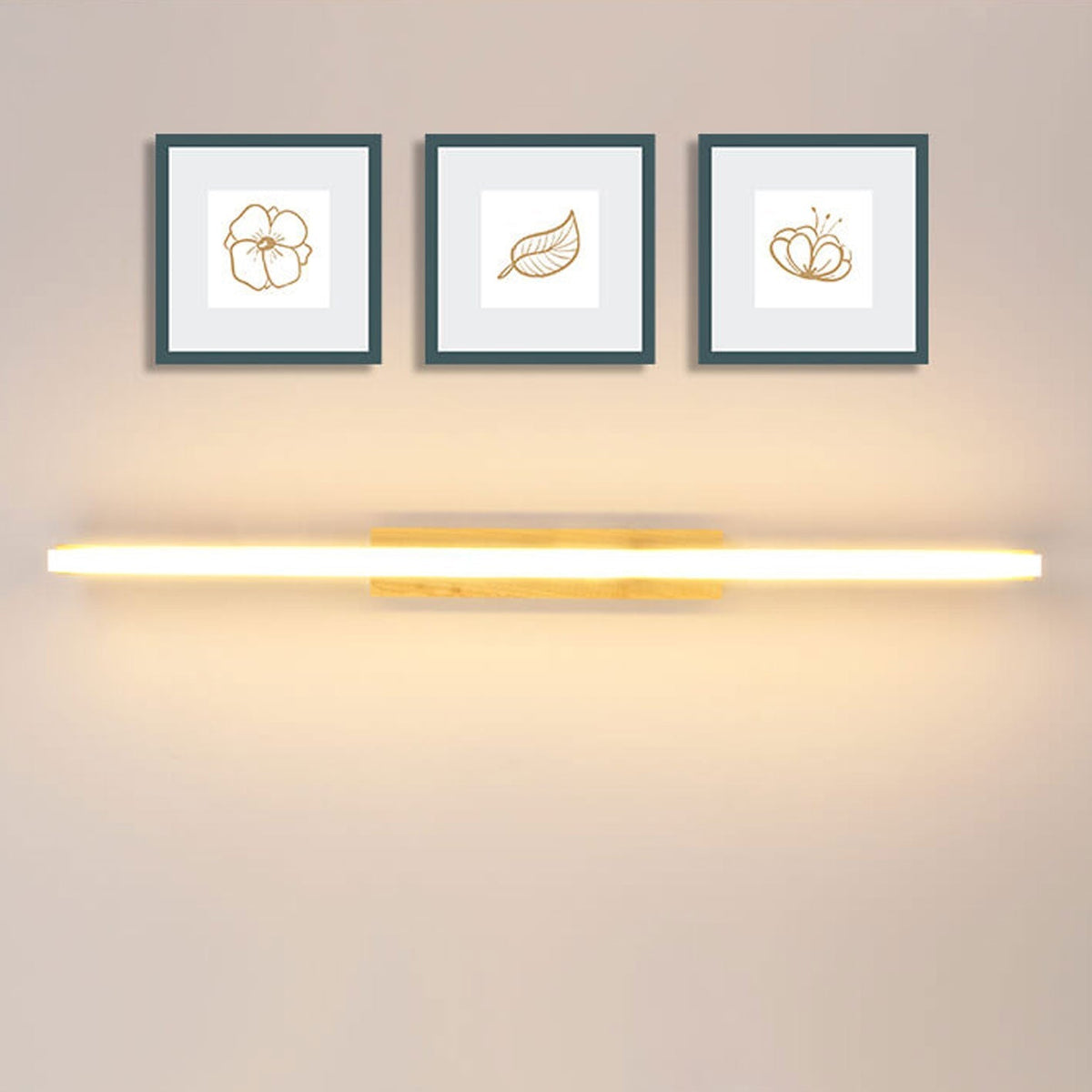 Miravance Vanity Light