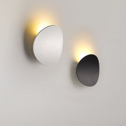 Alarielle Minimalist Curved Aluminum LED Wall Sconce for Hallway and Stairwell Lighting