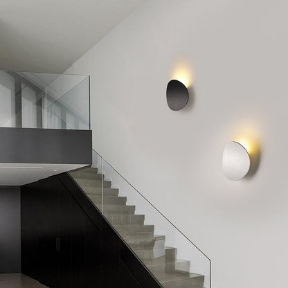 Alarielle Minimalist Curved Aluminum LED Wall Sconce for Hallway and Stairwell Lighting
