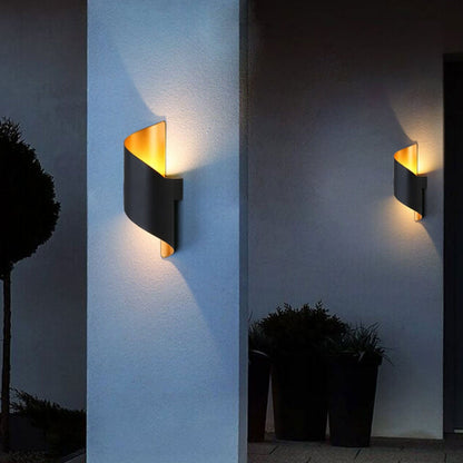 Undine Weatherproof Die-Cast Aluminum LED Outdoor Wall Light for Entryway and Patio