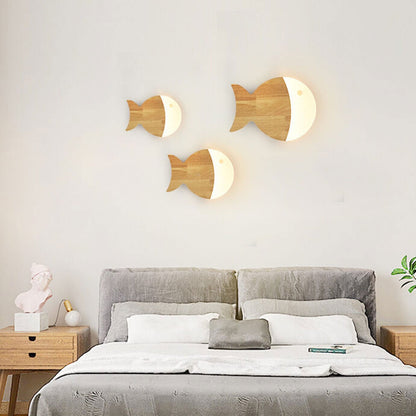 Yolandine Nordic Oak Acrylic Fish Wall Sconce for Bedside Reading and Study