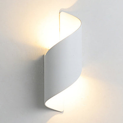 Ombrelle Minimalist Waterproof Aluminum LED Wall Sconce for Bedroom and Bath