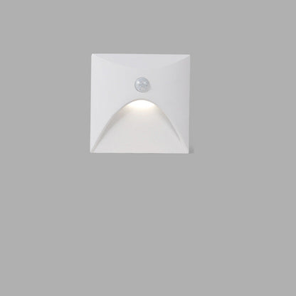 Ivanelle Wall Sconce