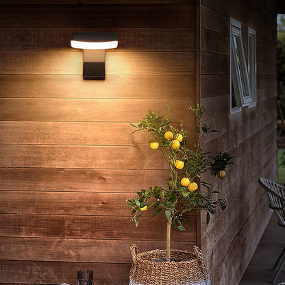 Thornbury Wall Light