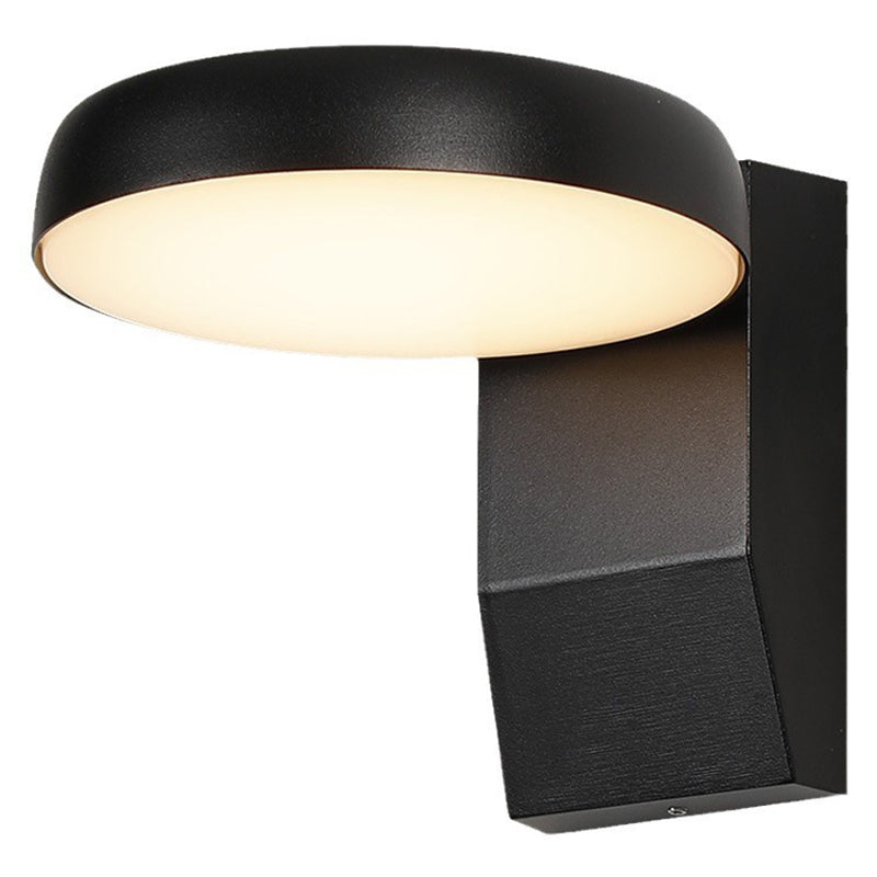 Thornbury Wall Light