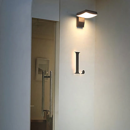 Thornbury Wall Light