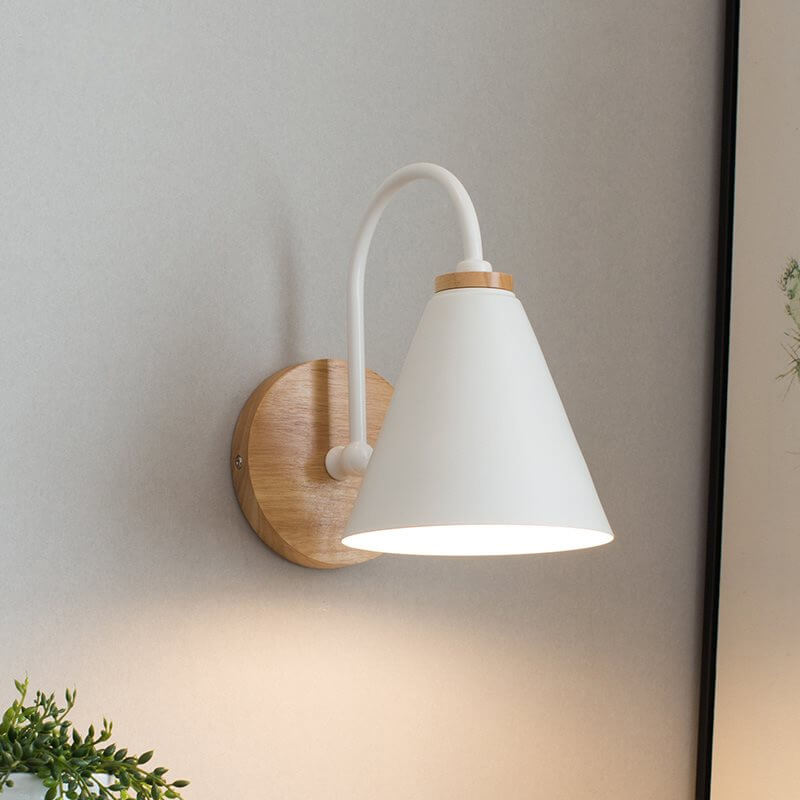 Selwyn Wall Sconce