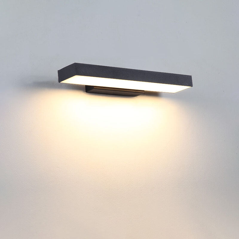 Nyverra Minimalist Stainless Steel LED Wall Light Motion Sensing Outdoor Porch Fixture