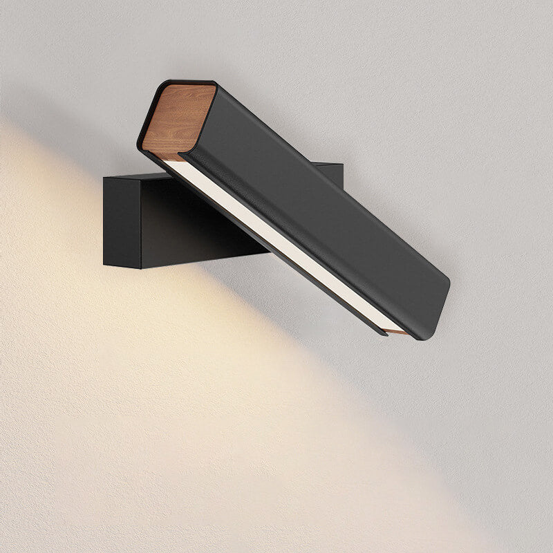 Quintaine Wall Sconce