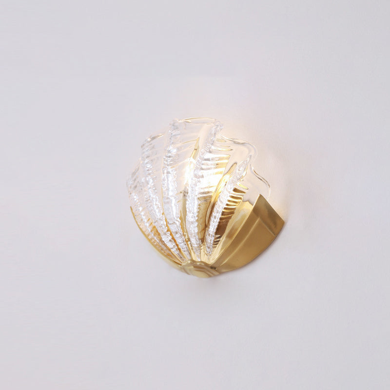 Kirielle Art Deco Brass Wall Sconce with Shell-Shaped Glass Shade for Bedroom