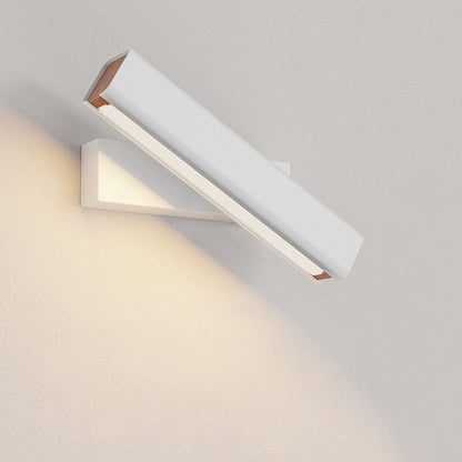 Quintaine Wall Sconce