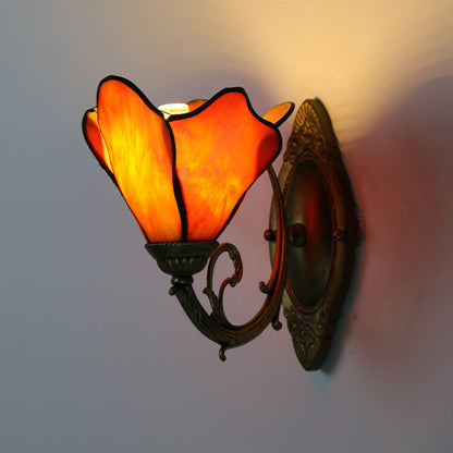 Gildamere Vintage Tiffany Stained Glass Iron Wall Sconce for Hallway Accent Lighting