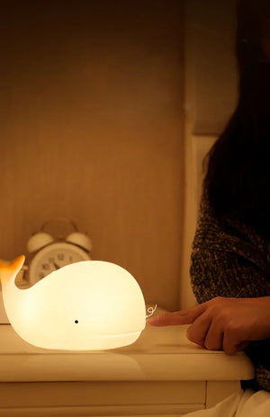 Whale Colour-Changing Night Light