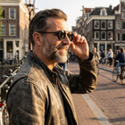 Round Polarized Sunglasses lifestyle