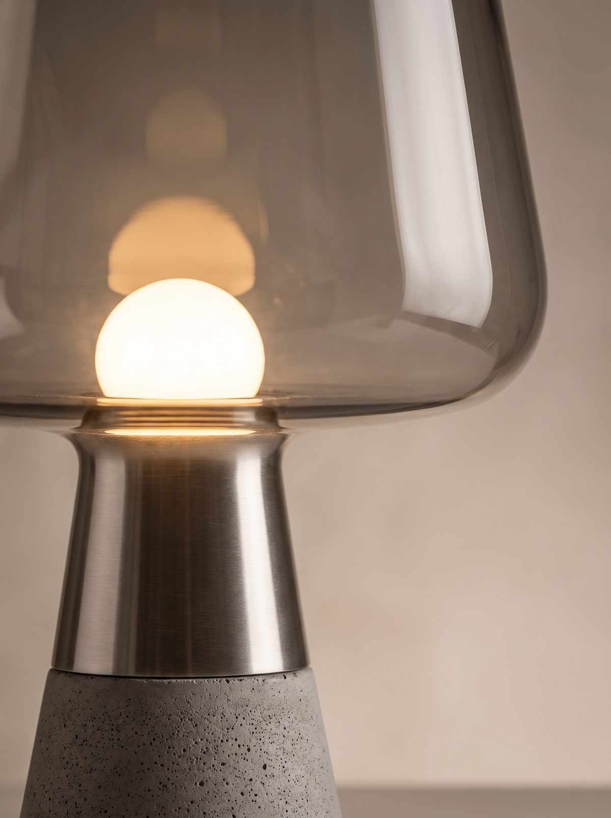 Noctura close up, Light on Your Terms