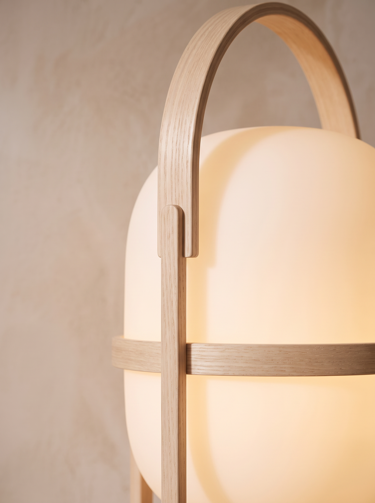 Galante close up, Light on Your Terms