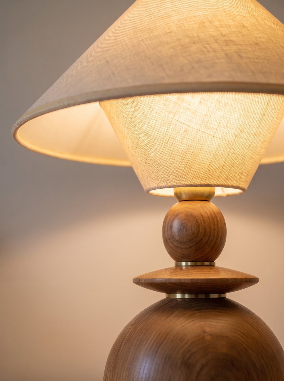 Jouvelle close up, Light on Your Terms