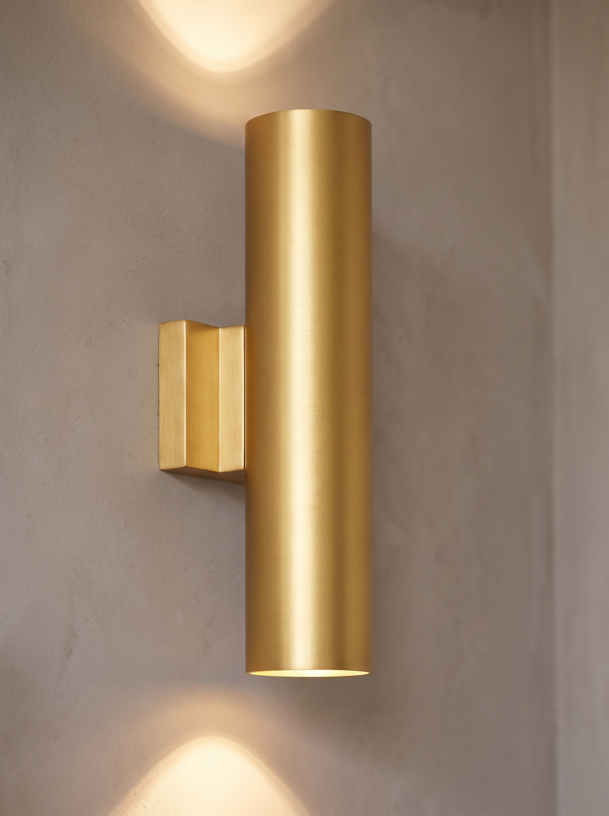 Kallista wall sconce close up, Precision, Made Visible