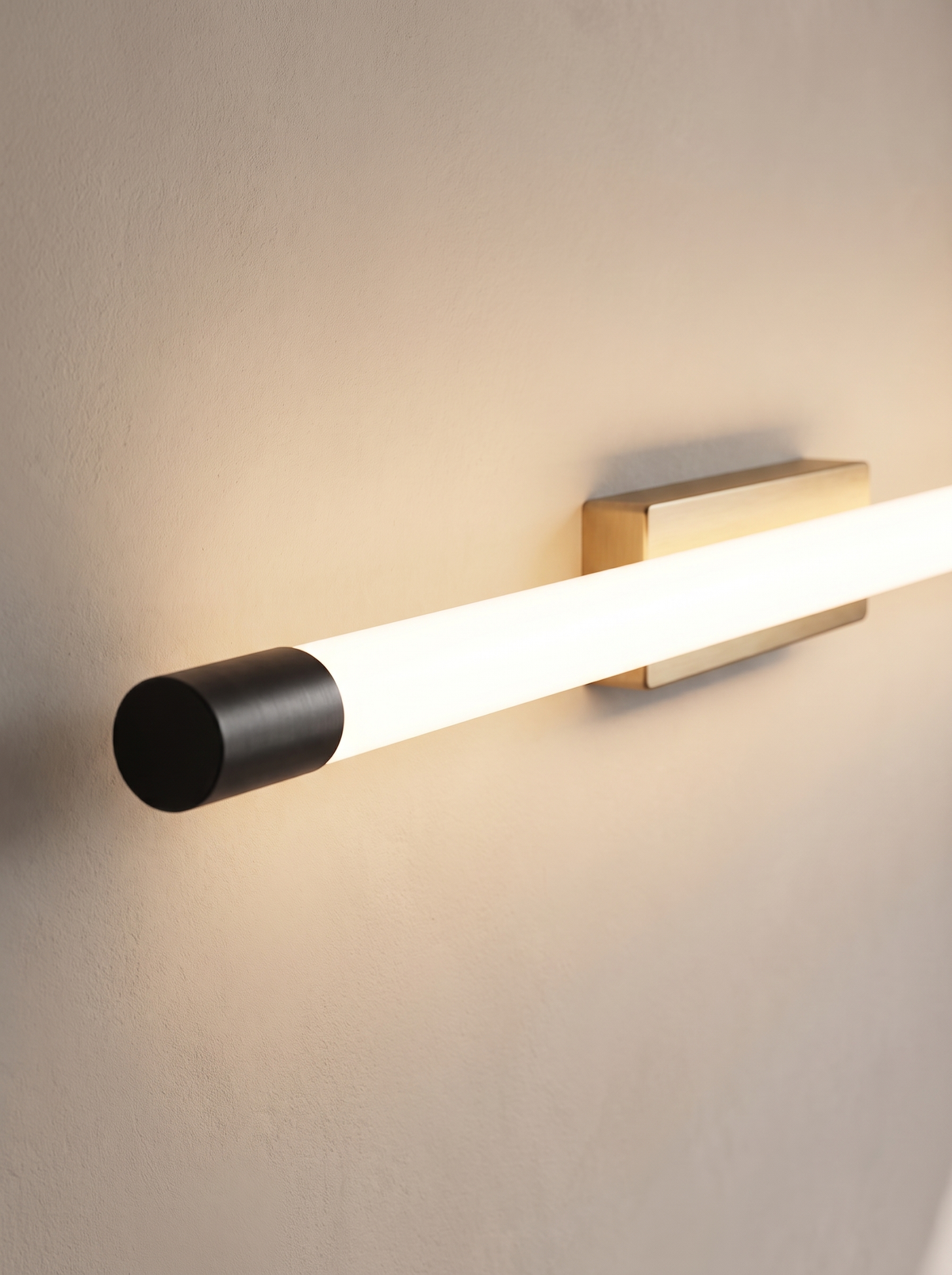 Vivarelle wall sconce close up, Precision, Made Visible
