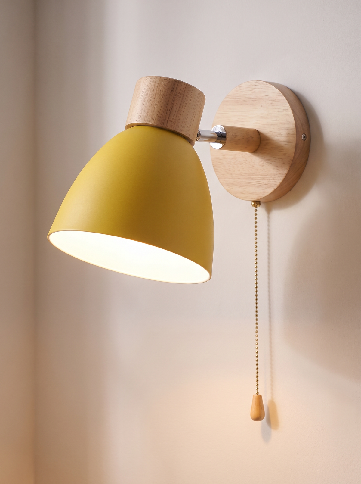 Yvonelle wall sconce close up, Focused Warmth