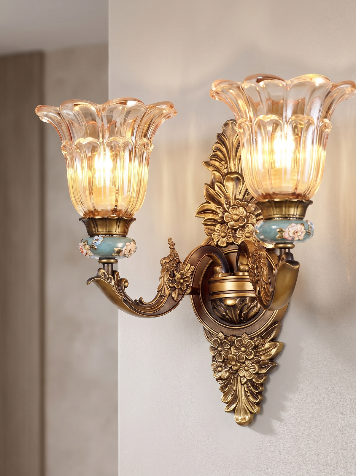 Thessaly wall sconce close up, Frame the Room