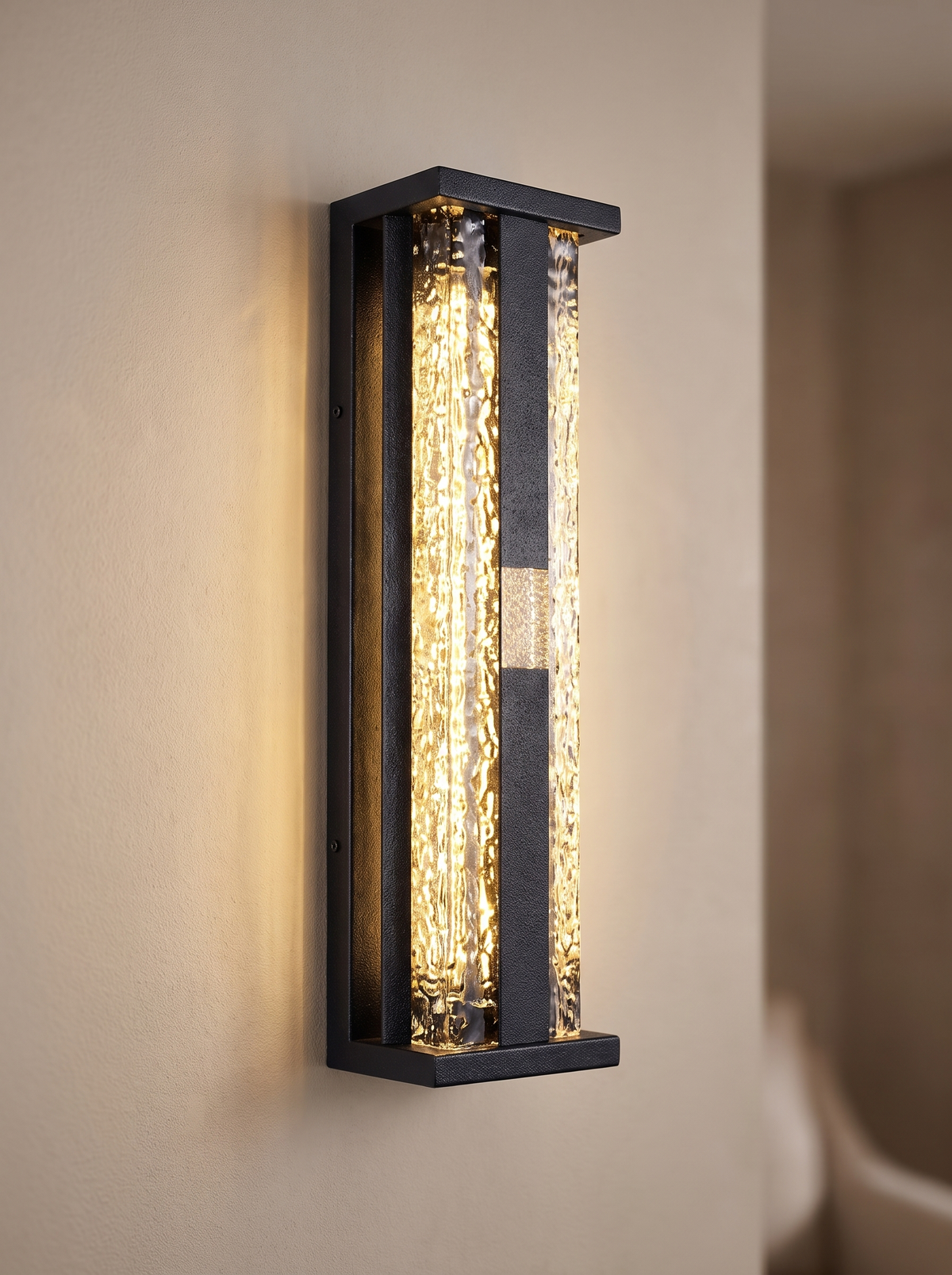 Havilland wall sconce close up, Weather Is Not a Problem