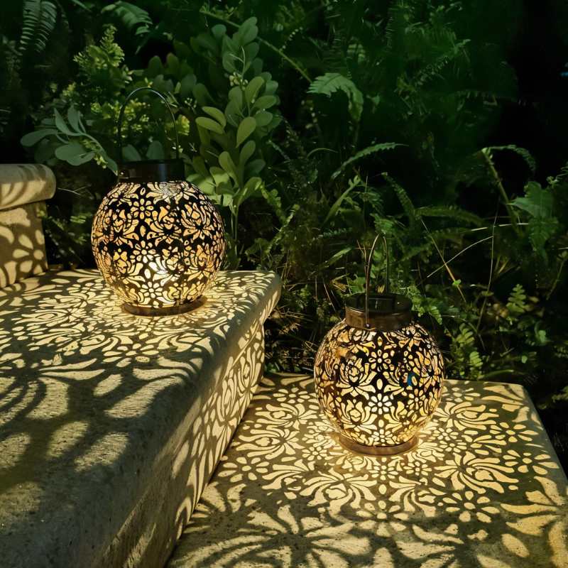 Lucerna Traditional Metal LED Garden Light Weatherproof Patio Pathway Lantern