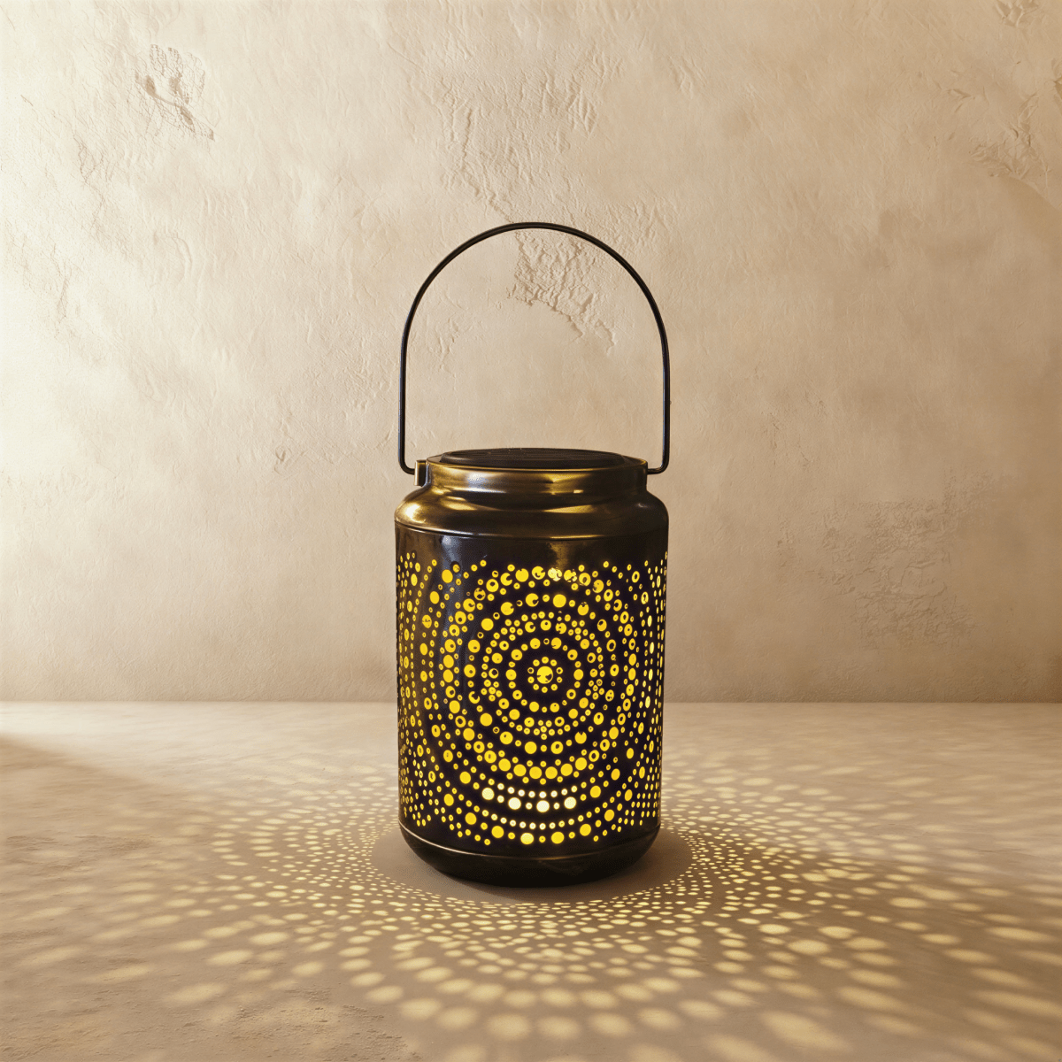 Lucerna Traditional Metal LED Garden Light Weatherproof Patio Pathway Lantern
