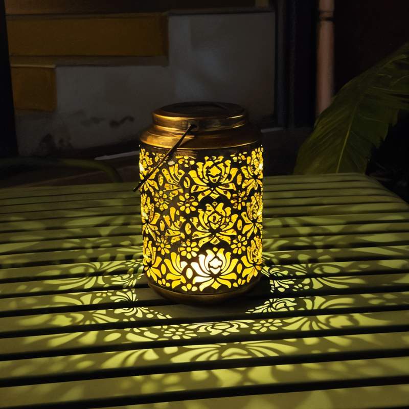 Lucerna Traditional Metal LED Garden Light Weatherproof Patio Pathway Lantern