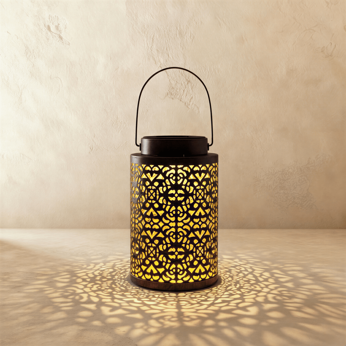 Lucerna Traditional Metal LED Garden Light Weatherproof Patio Pathway Lantern
