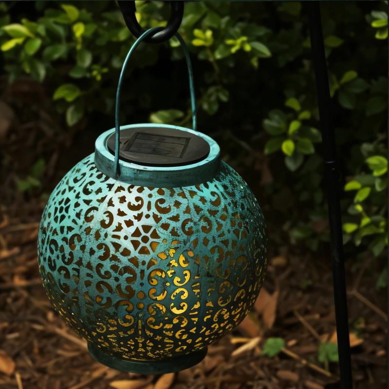 Lucerna Traditional Metal LED Garden Light Weatherproof Patio Pathway Lantern